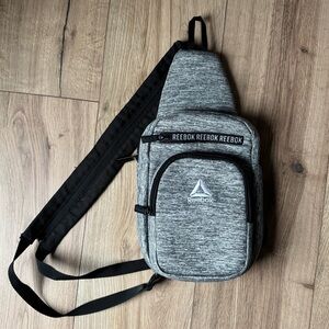 Reebok Cosmos Slingbag